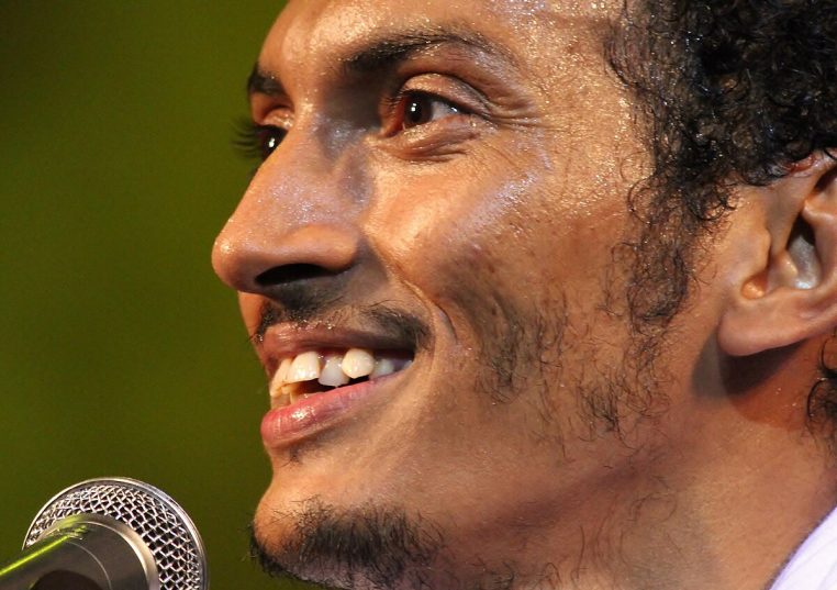 1200px-Bombino-Niger_zeenvw.jpg