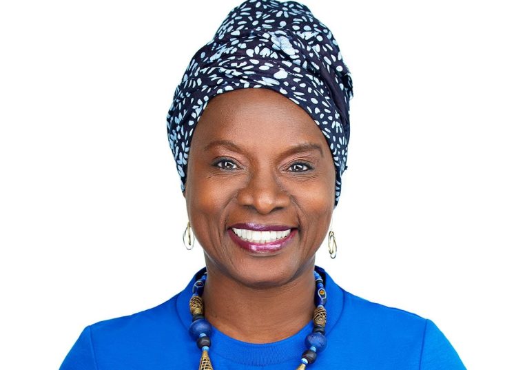 2023_VFP_AngeliqueKidjo_002-1_fqmrb3.jpg