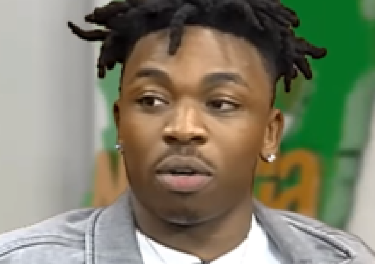 220px-Mayorkun_bq3pg9.png