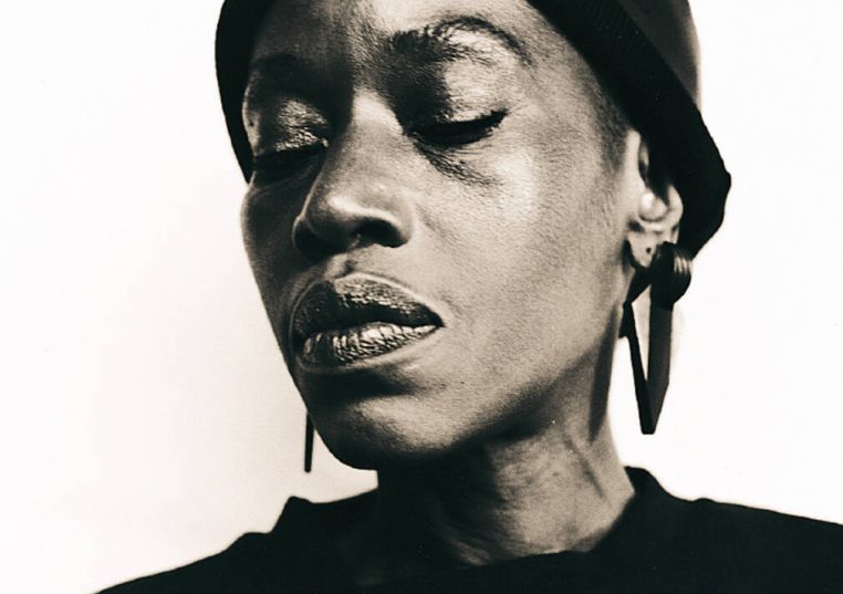 Busi-Mhlongo-2-1010x1010_i9zxbj.jpg