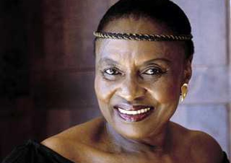 Miriam-Makeba-2