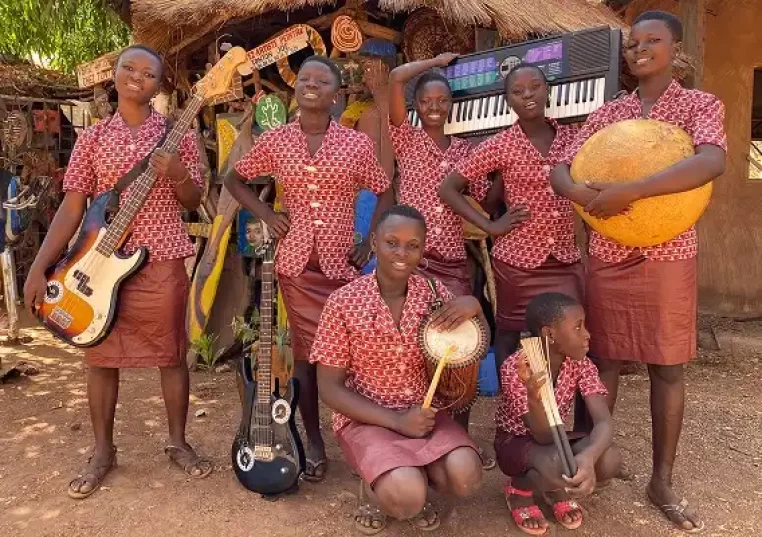 Star-Feminine-Band-1