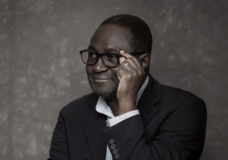 senyo-website-portrait_low-saturation